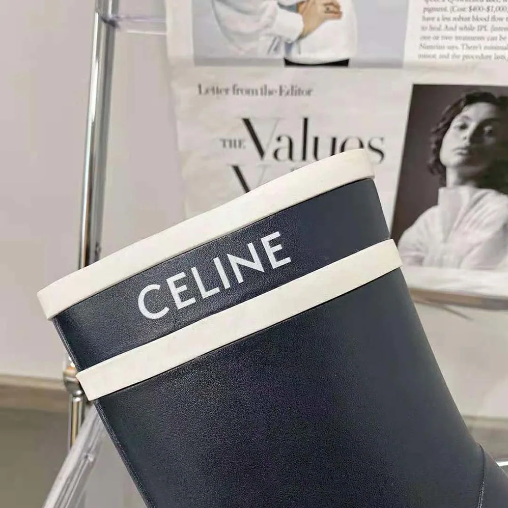 Celine Flat Half Boot Les Bottes DE Pont Celine in Natural Rubber for Women in Navy