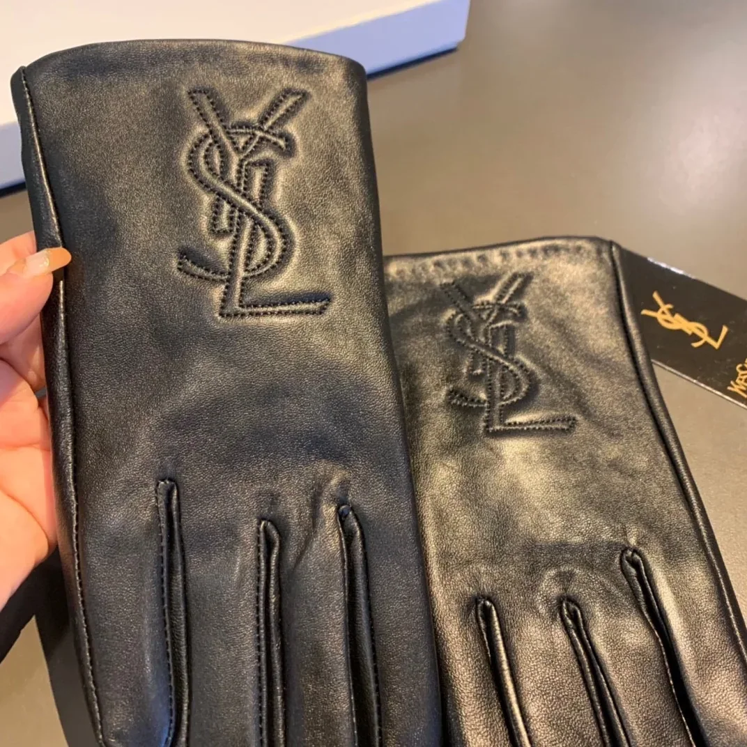 Saint Laurent Gloves In Black Saint Laurent Gloves In Black