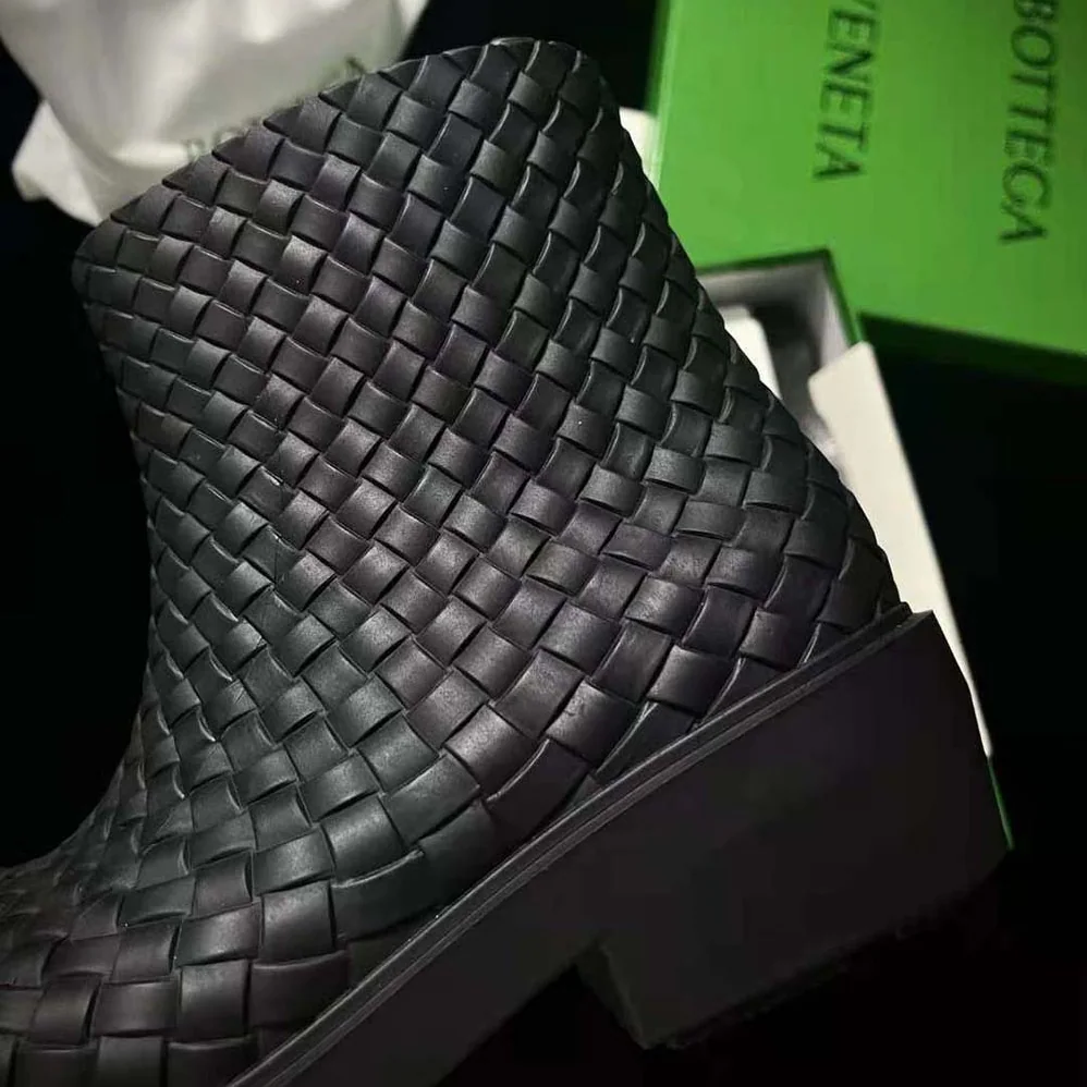 Bottega Veneta Fireman Ankle Boot for Unisex in Black Bottega Veneta Fireman Ankle Boot for Unisex in Black