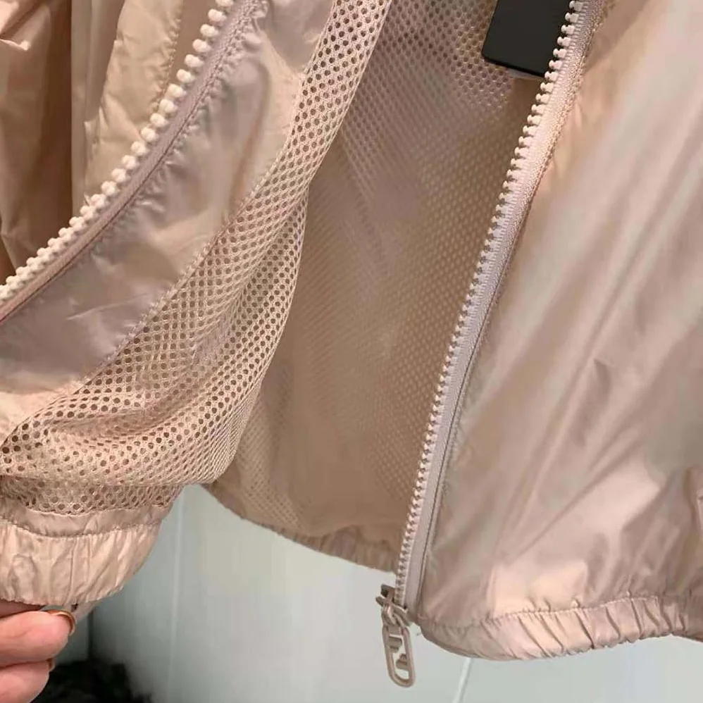 Fendi Pink Nylon Windbreaker for Women in Pink Fendi Pink Nylon Windbreaker for Women in Pink