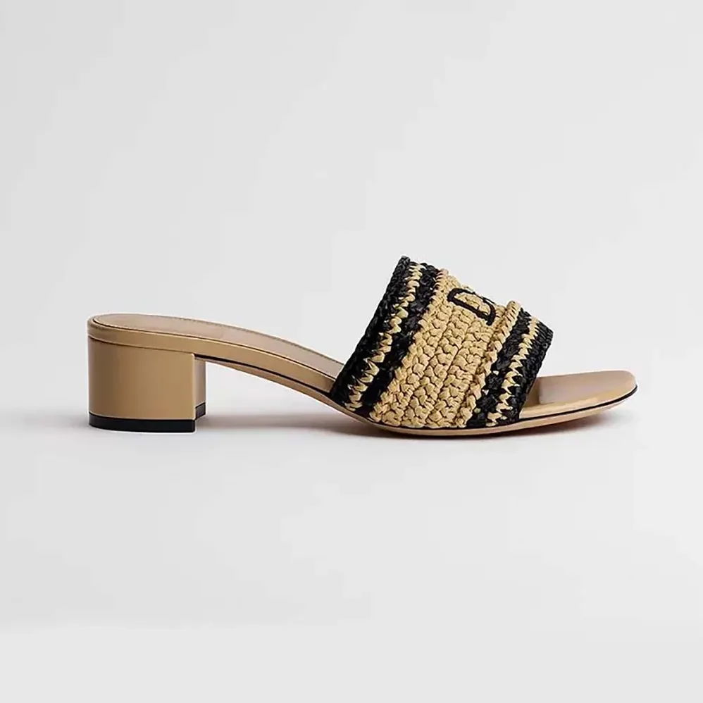 Dior Dioriviera Dior Woven Heeled Slide Trench Crocheted Raffia for Women in Effect Technical Fabric Dior Dioriviera Dior Woven Heeled Slide Trench Crocheted Raffia for Women in Effect Technical Fabric