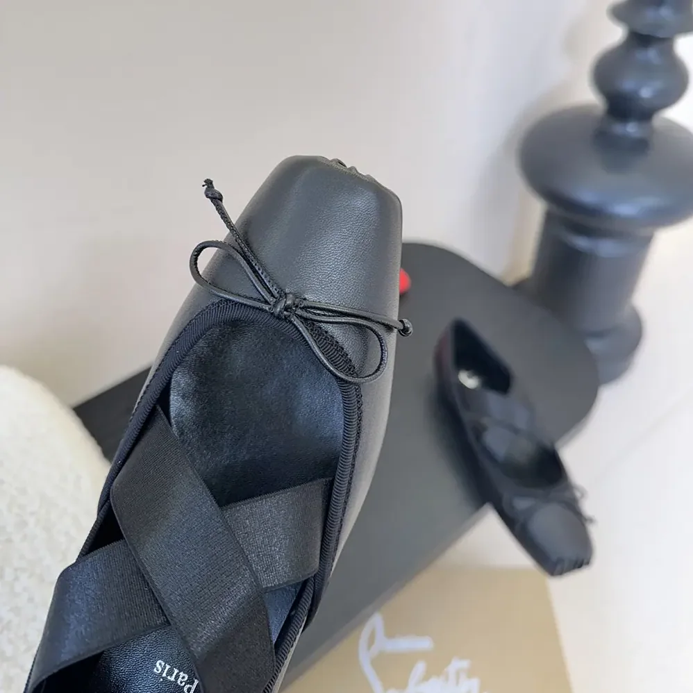 Christian Louboutin Cassiasticina Ballerinas Lamb Nappa Leather for Women in Black Christian Louboutin Cassiasticina Ballerinas Lamb Nappa Leather for Women in Black