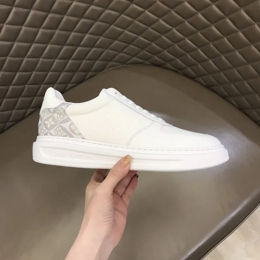 Louis Vuitton Rivoli Sneaker Monogram Metallic Canvas White Louis Vuitton Rivoli Sneaker Monogram Metallic Canvas White