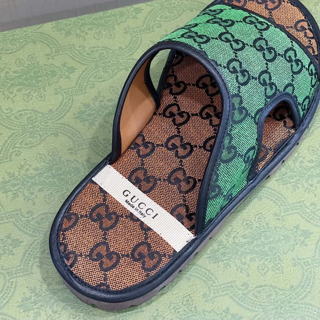 Gucci GG Supreme Slide Sandal Orange And Green for Men Gucci GG Supreme Slide Sandal Orange And Green for Men