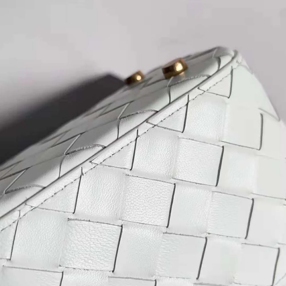 Bottega Veneta Mini Intrecciato Leather Vanity Case with Cross-Body Strap for Women in White Bottega Veneta Mini Intrecciato Leather Vanity Case with Cross-Body Strap for Women in White