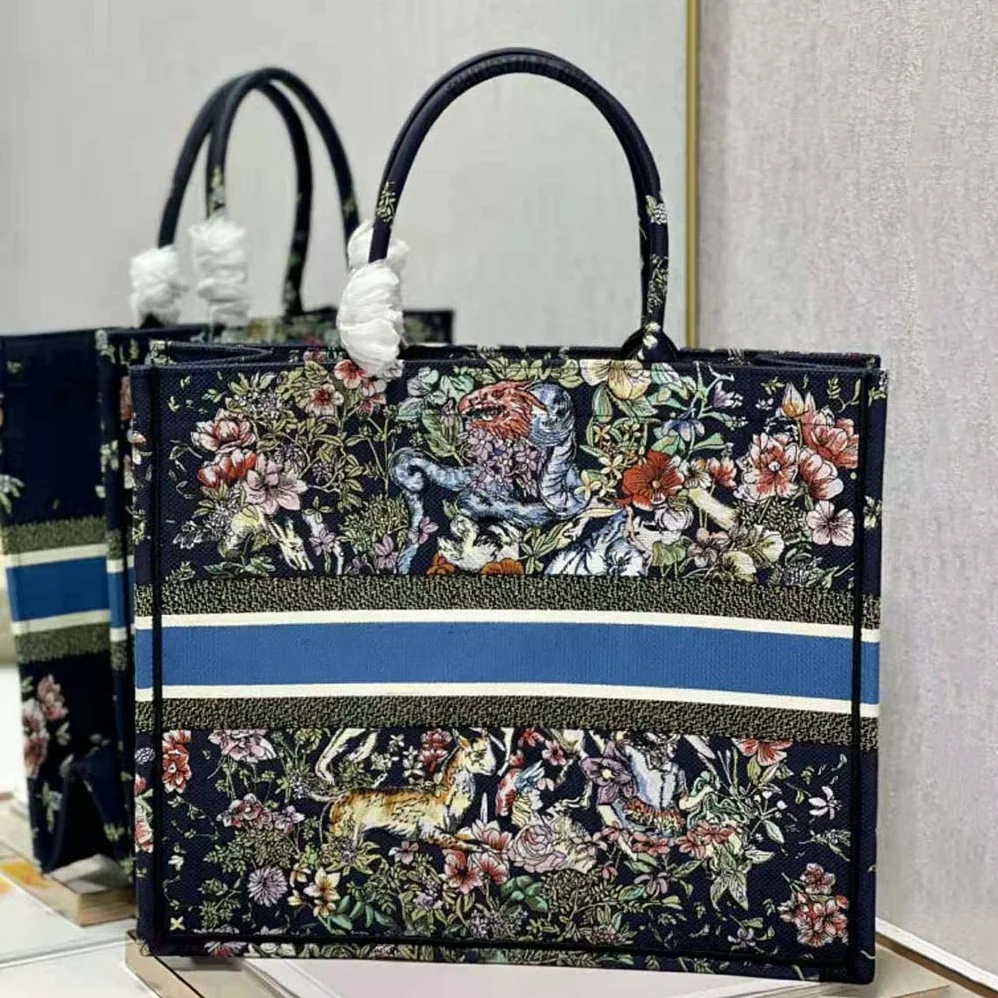 Dior Large Dior Book Tote Blue Multicolor D for Women in Constellation Embroidery