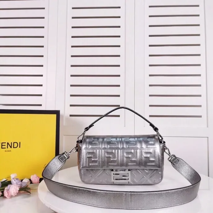 Fendi Baguette Chain Midi Medium Silver Bag For Woman /
