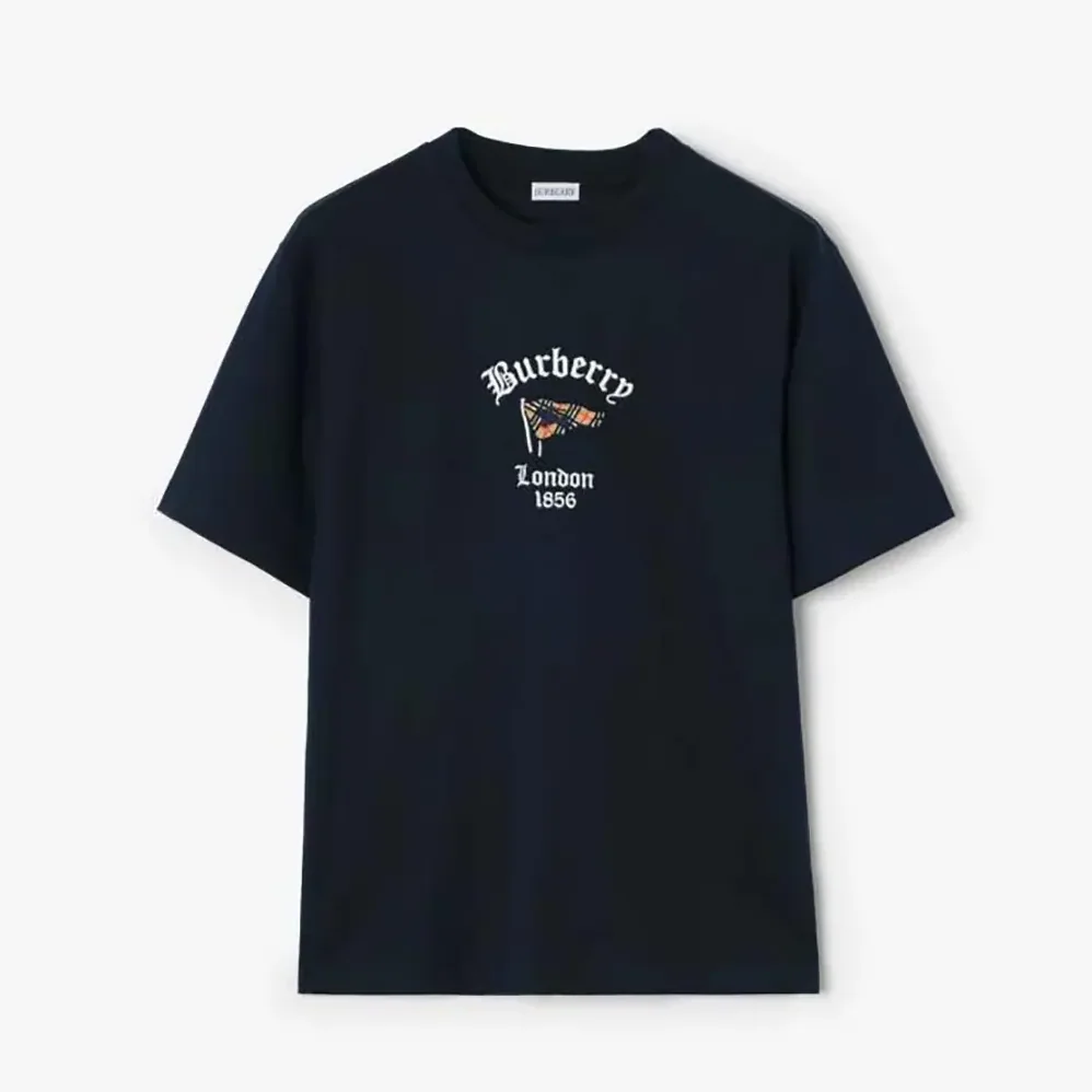 Burberry Check Flag Cotton T-shirt for Women in Black Burberry Check Flag Cotton T-shirt for Women in Black