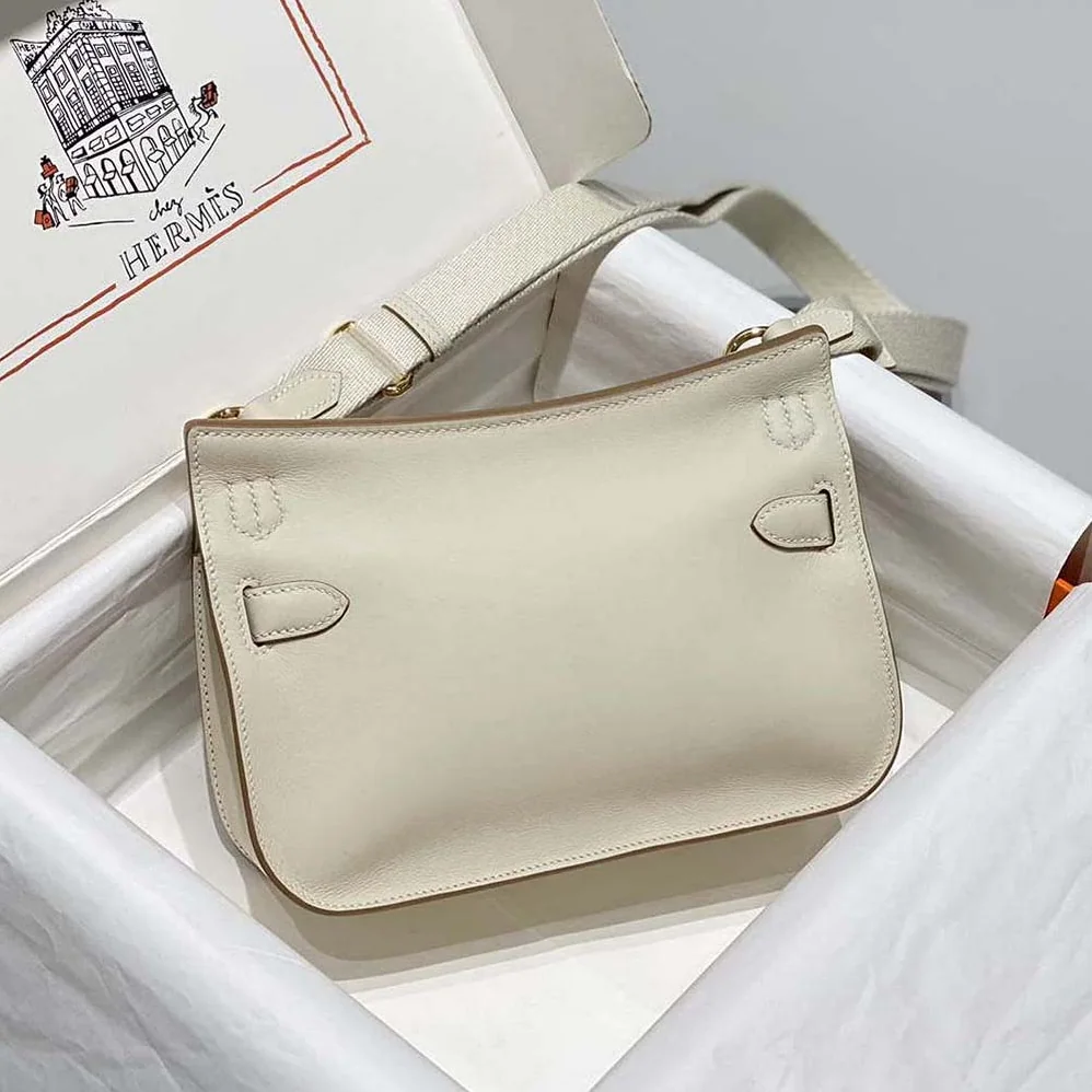 Hermes Jyspiere in Evercolor Leather for Women in White/Gold Hermes Jyspiere in Evercolor Leather for Women in White/Gold