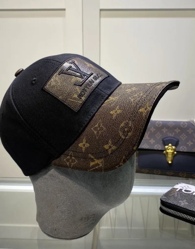 Louis Vuitton Black Cap Louis Vuitton Black Cap