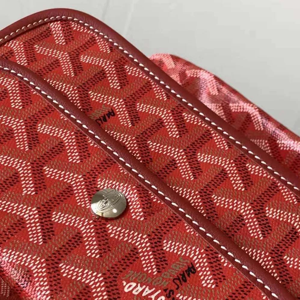 Goyard Saint Louis PM Bag in Goyardine Canvas & Chevroches Calfskin for Women in Red Goyard Saint Louis PM Bag in Goyardine Canvas & Chevroches Calfskin for Women in Red