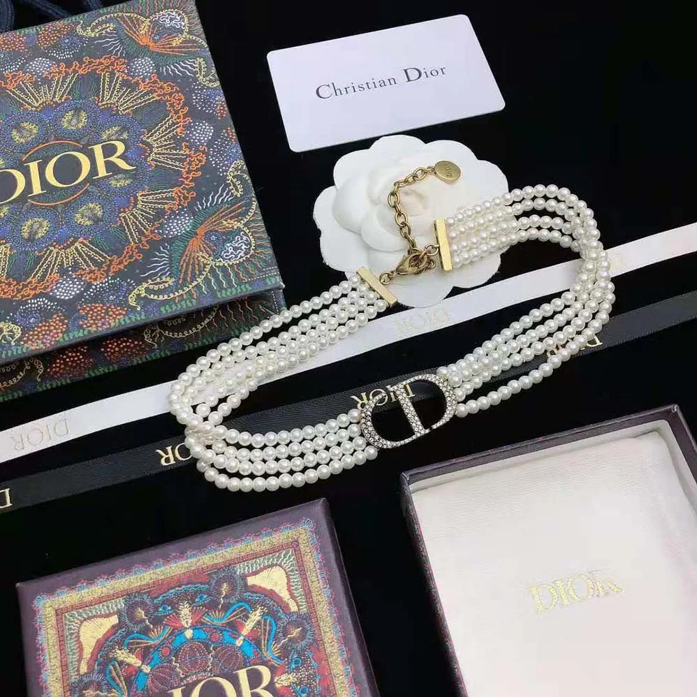 Dior 30 Montaigne Choker Antique Gold for Women in Finish Metal