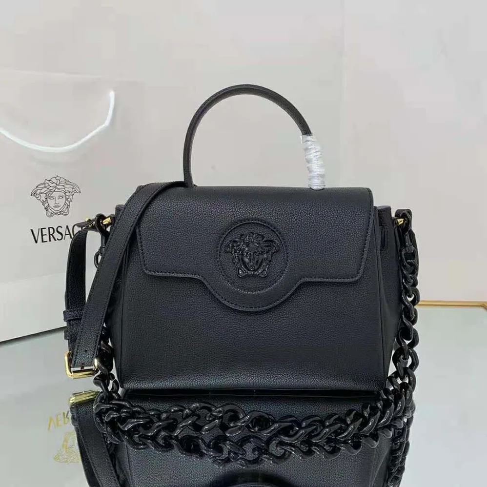 Versace La Medusa Medium Handbag Crafted From Premium leather for Women in Black