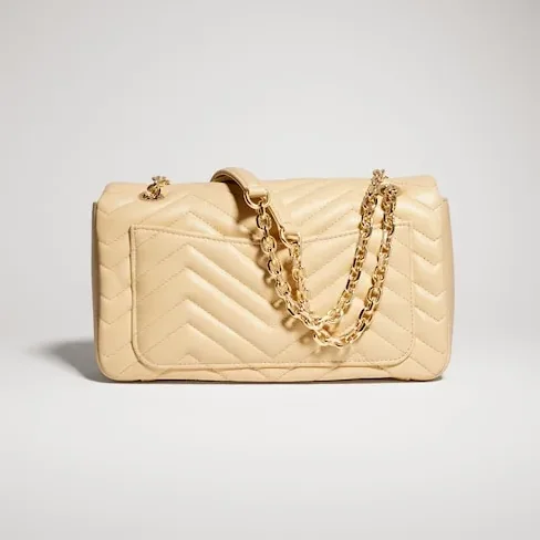Gucci Marmont Medium Shoulder Bag in Light Yellow Gold Hardware Gucci Marmont Medium Shoulder Bag in Light Yellow Gold Hardware
