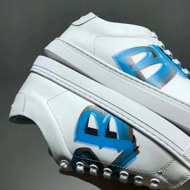 Burberry Shoes Logo Print Leather Sneakers for Unisex in White Burberry Shoes Logo Print Leather Sneakers for Unisex in White