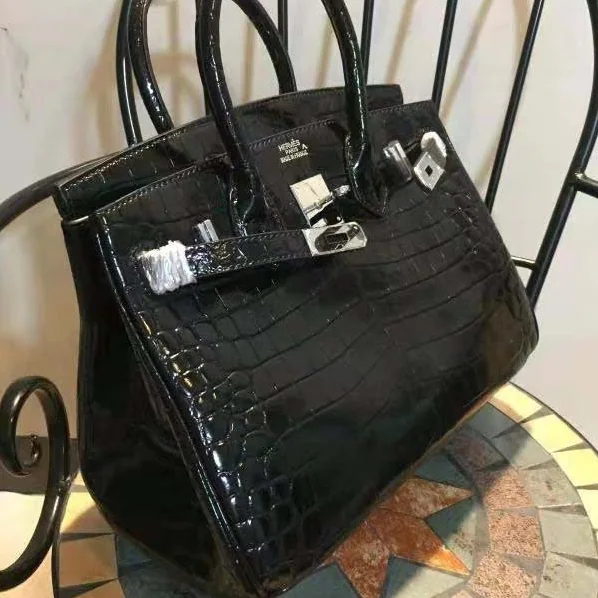Hermes Birkin 30 Bag in Alligator Leather with Gold Hardware in Black