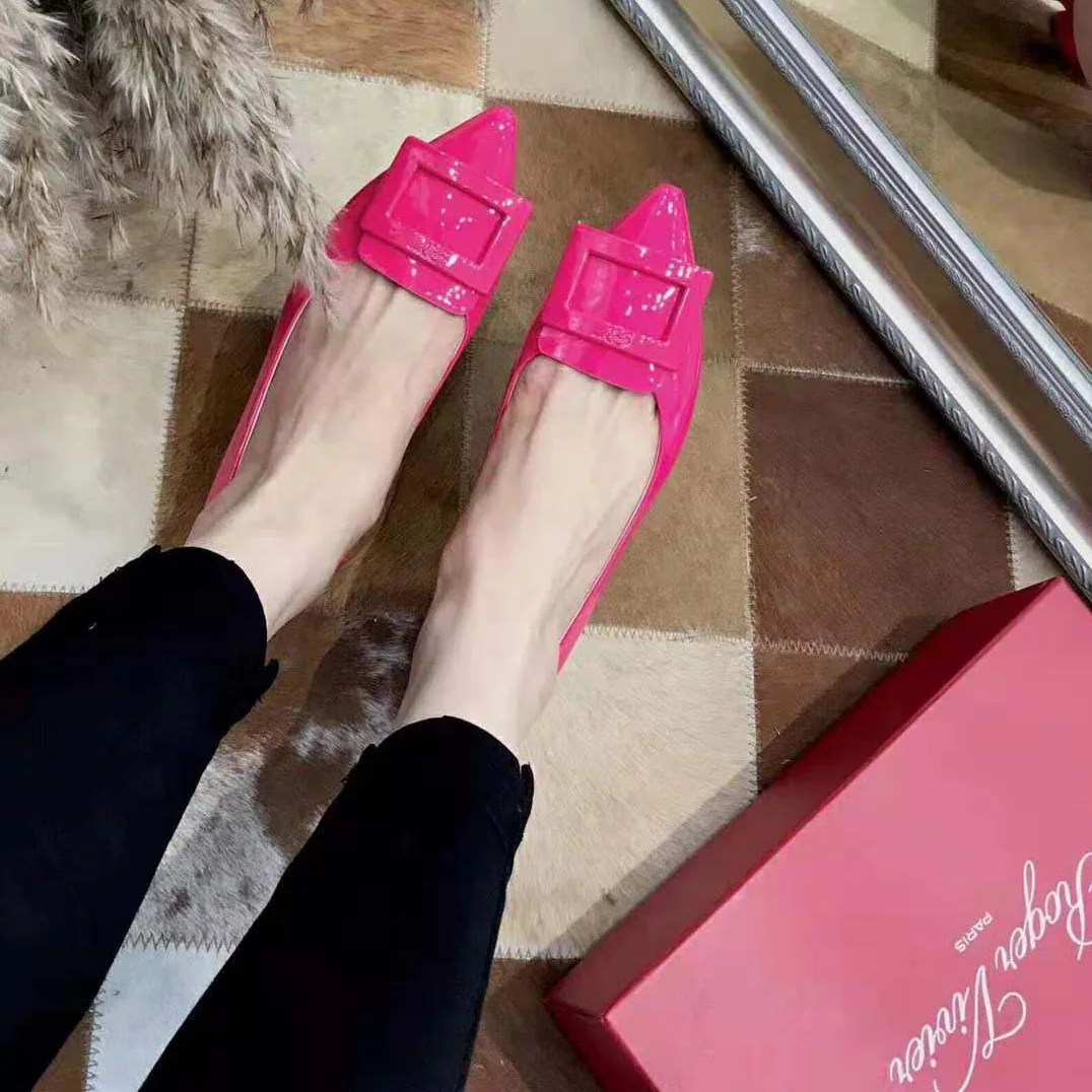 Roger Vivier Gommettine Ballerinas for Women in Rose