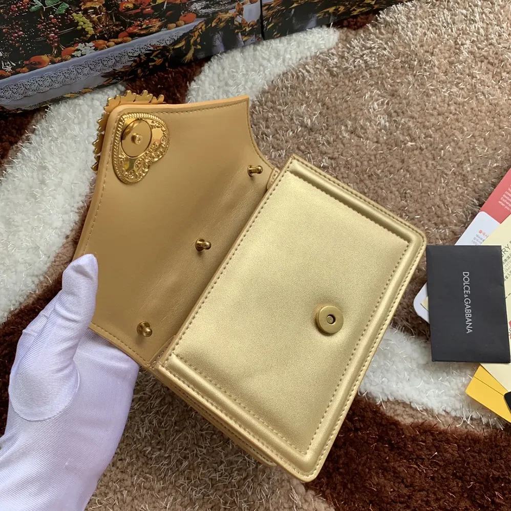 Dolce Gabbana D&G Medium Devotion Bag in Mordore Nappa Leather for Women in Gold