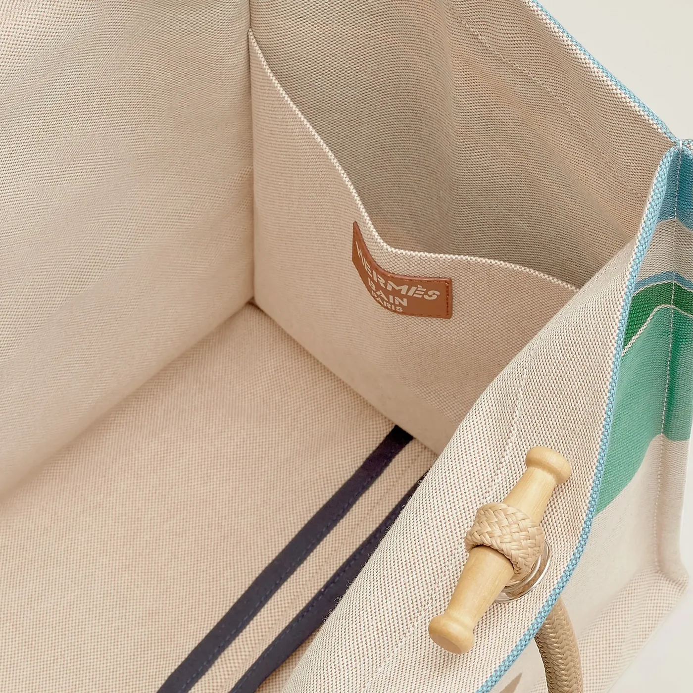 Hermes Escale A La Plage Beach Bag 19.3 Inches / 02 Hermes Escale A La Plage Beach Bag 19.3 Inches / 02