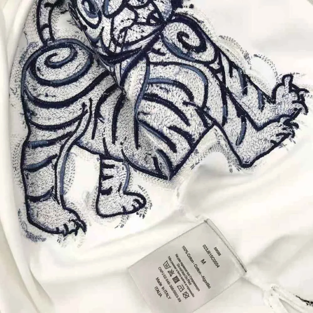 Dior Dior and Kenny Scharf T-shirt Relaxed Fit White Cotton Jersey for Men Dior Dior and Kenny Scharf T-shirt Relaxed Fit White Cotton Jersey for Men