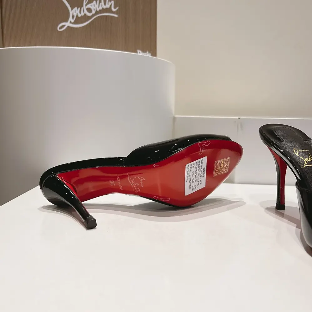 Christian Louboutin Me Dolly 100 mm Mules Patent Calf for Women in Black