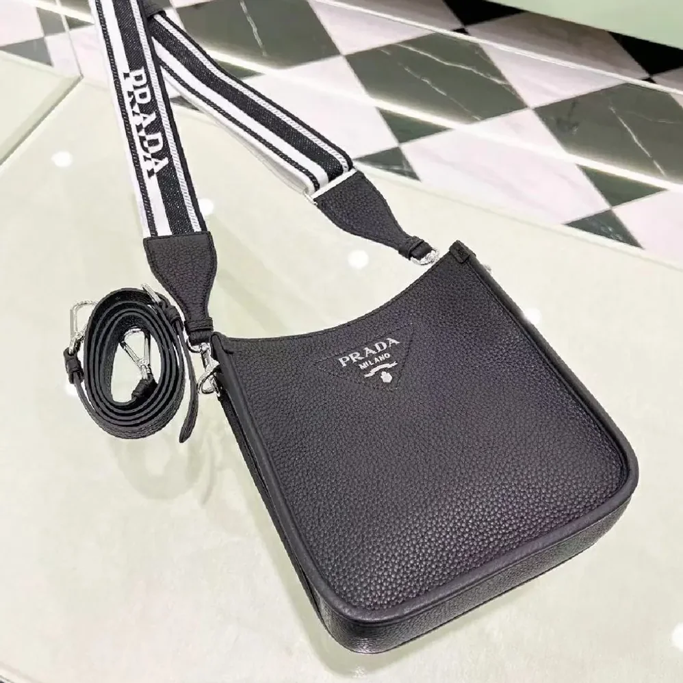 Prada Leather Mini Shoulder Bag for Unisex in Black Prada Leather Mini Shoulder Bag for Unisex in Black