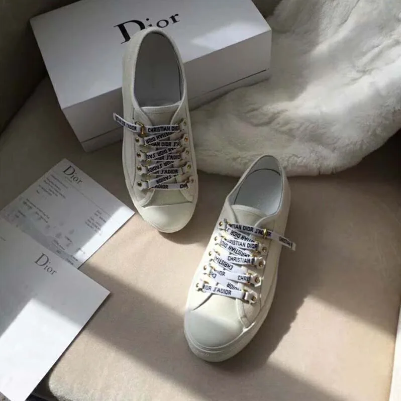 Dior Shoes Low-Top Trainer in Canvas for Women in White Dior Shoes Low-Top Trainer in Canvas for Women in White