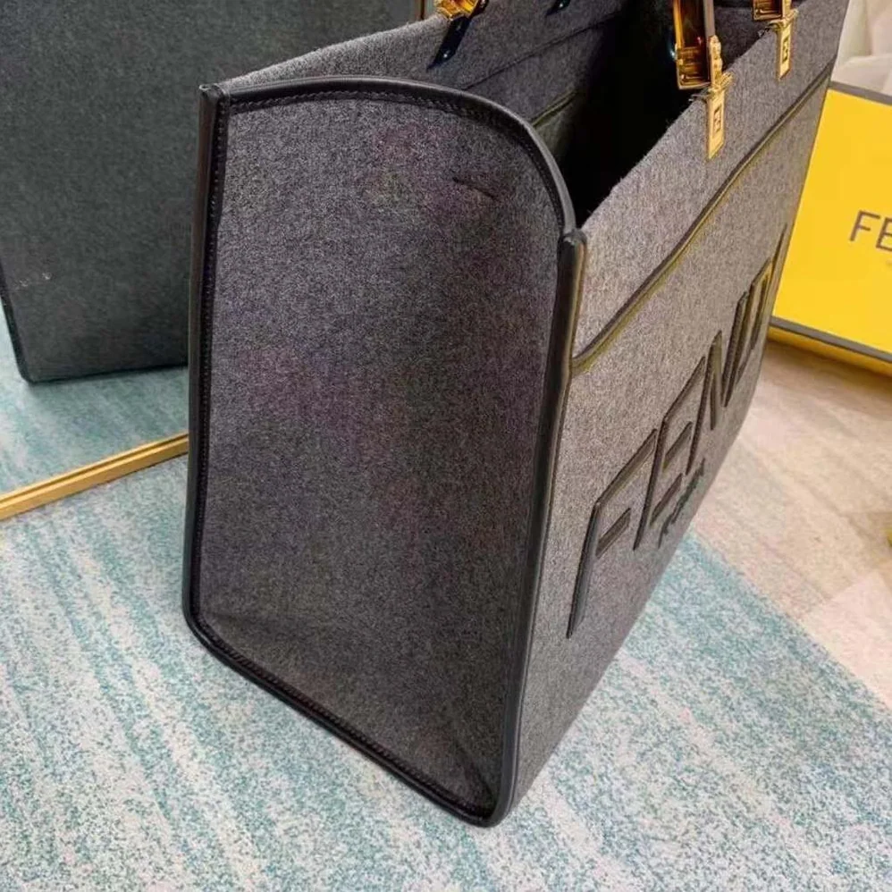 Fendi Fendi Sunshine Large Gray Flannel Shopper for Women