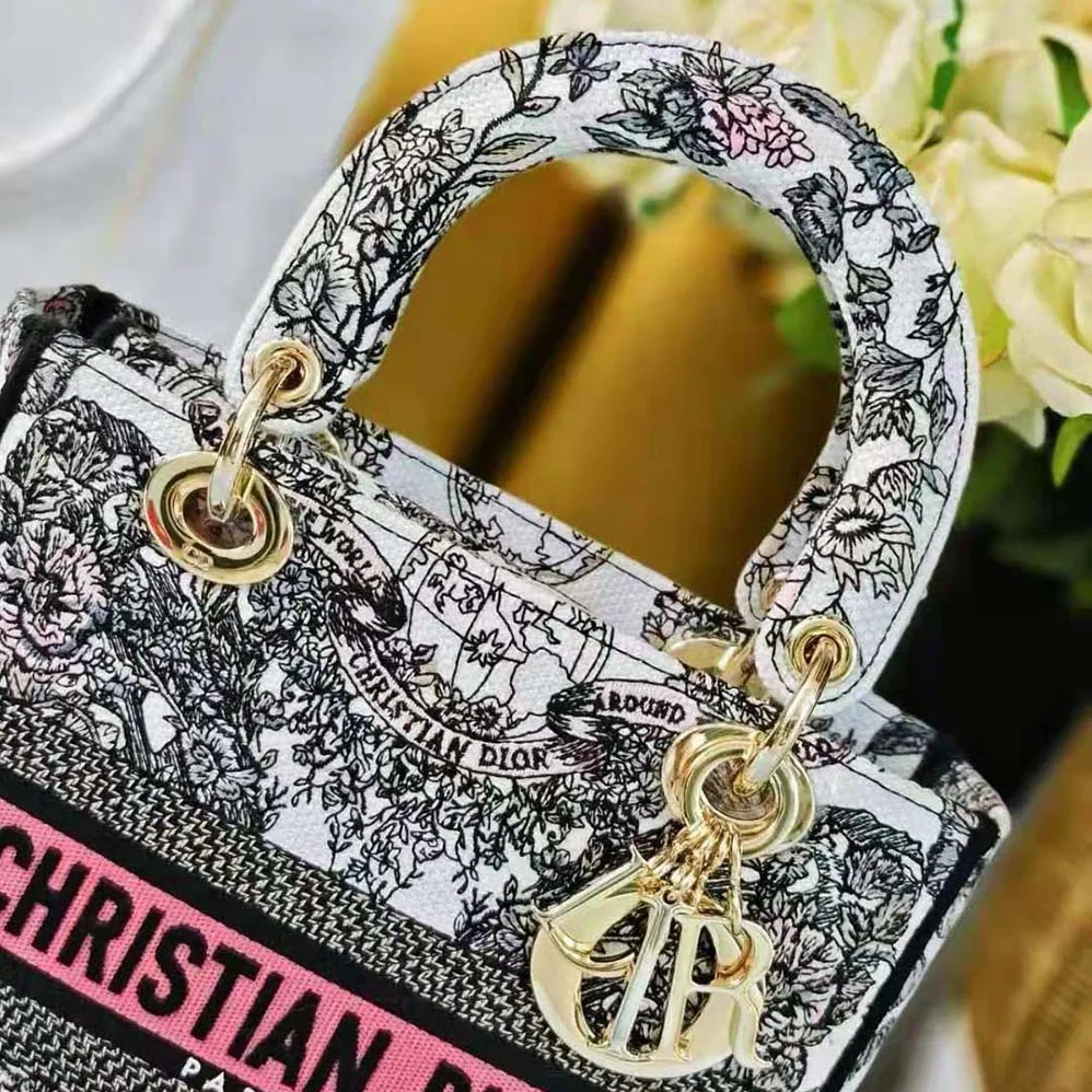 Dior Medium Lady D-lite Bag White and Pastel Pink Butterfly Around The World Embroidery for Women Dior Medium Lady D-lite Bag White and Pastel Pink Butterfly Around The World Embroidery for Women