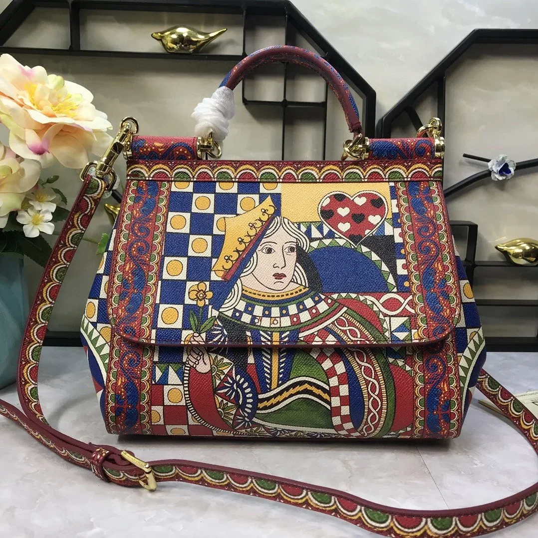 Dolce & Gabbana 90s Sicily Bag With Logo Print Multicolor / DG Dolce & Gabbana 90s Sicily Bag With Logo Print Multicolor / DG