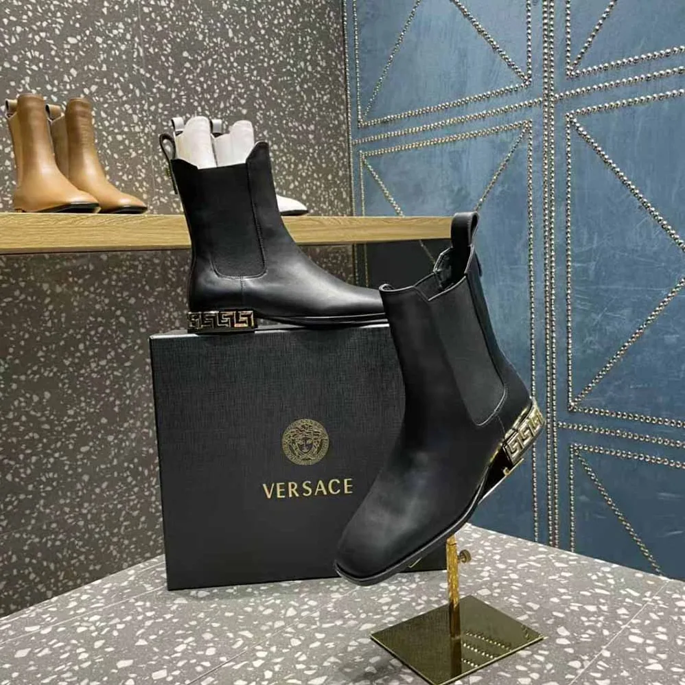 Versace Greca Chelsea Boots in Calf leather for Women in Black