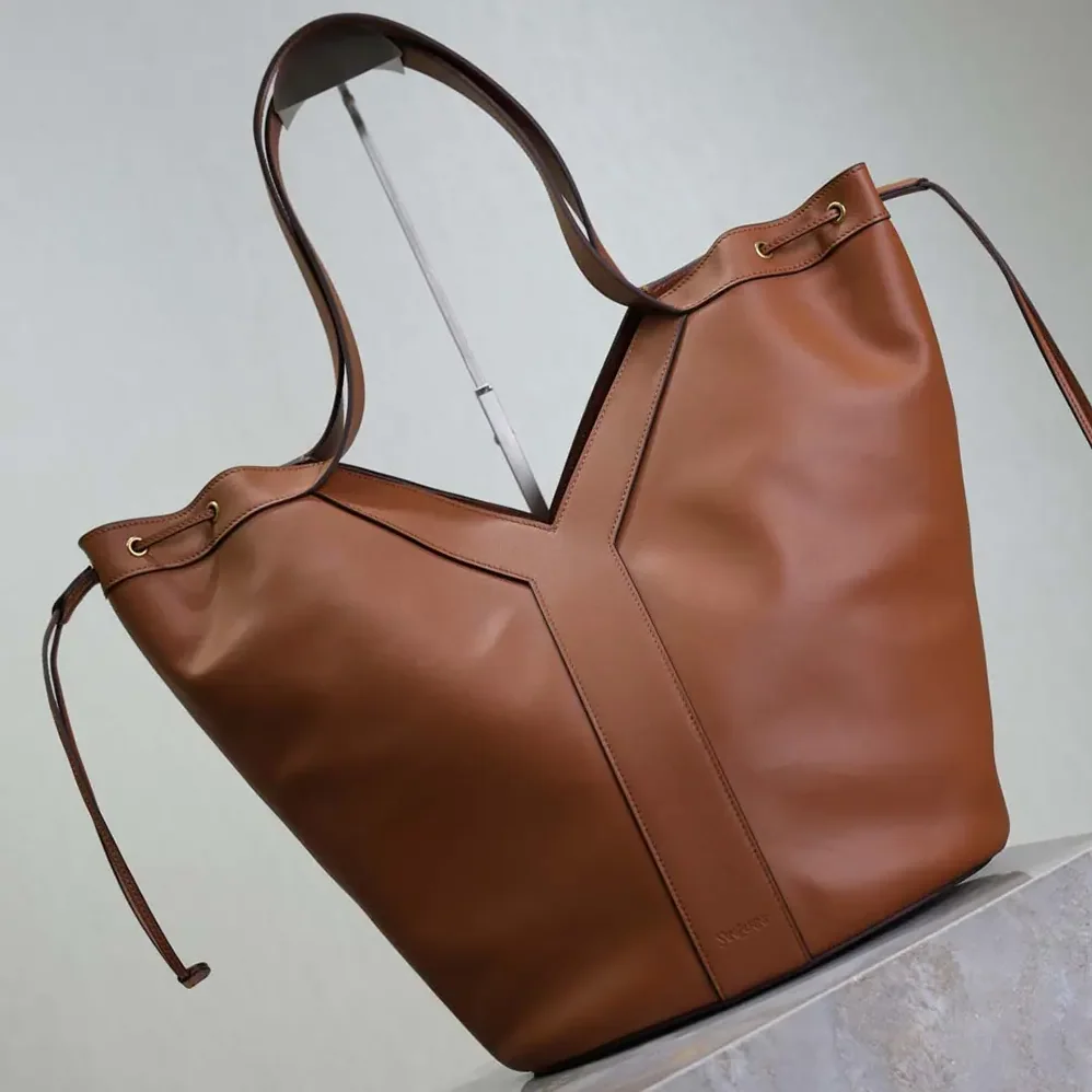 Saint Laurent YSL Y Large Hobo in Leather for Women in Brown