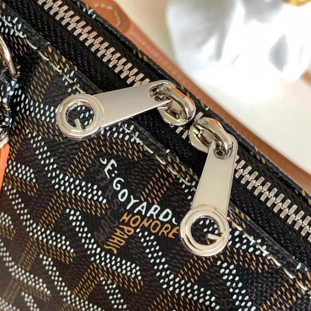 Goyard Vendôme Mini Bag for Women in Tan Goyard Vendôme Mini Bag for Women in Tan