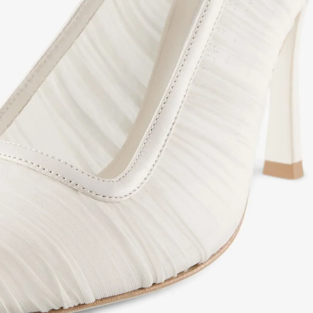 Jimmy Choo Lotta 100 Ivory LOTTA100IVW