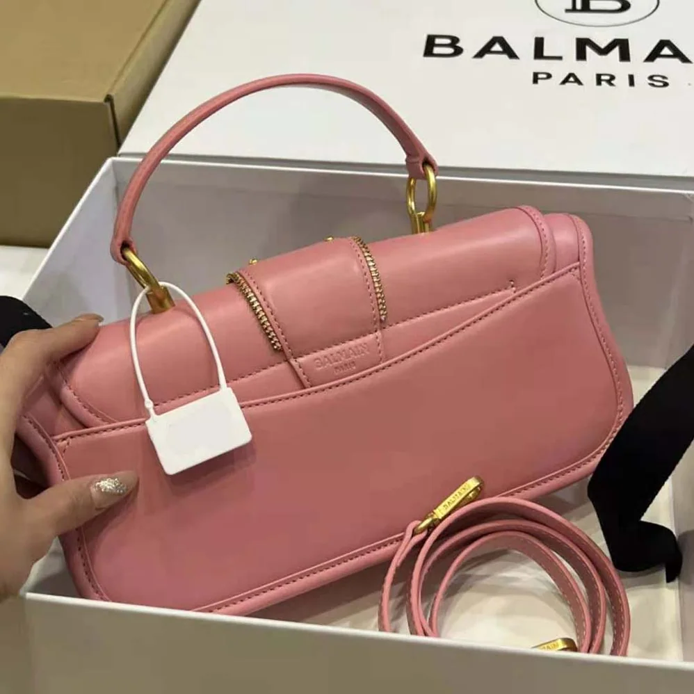Balmain Blaze Clutch Bag in Smooth Leather for Women in Pink Balmain Blaze Clutch Bag in Smooth Leather for Women in Pink