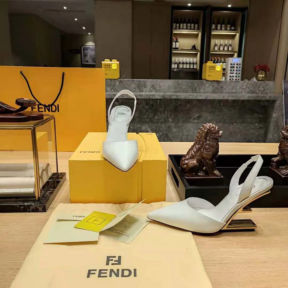 Fendi Fendi First White Leather High for Women in Heeled Slingbacks Fendi Fendi First White Leather High for Women in Heeled Slingbacks