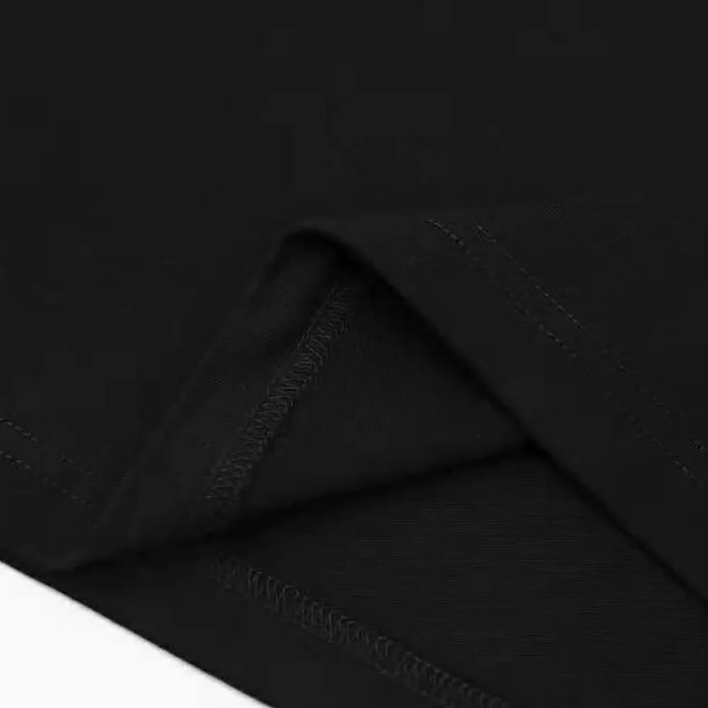 Burberry Thorn and Logo Print Cotton Oversized T-shirt for Men in Black