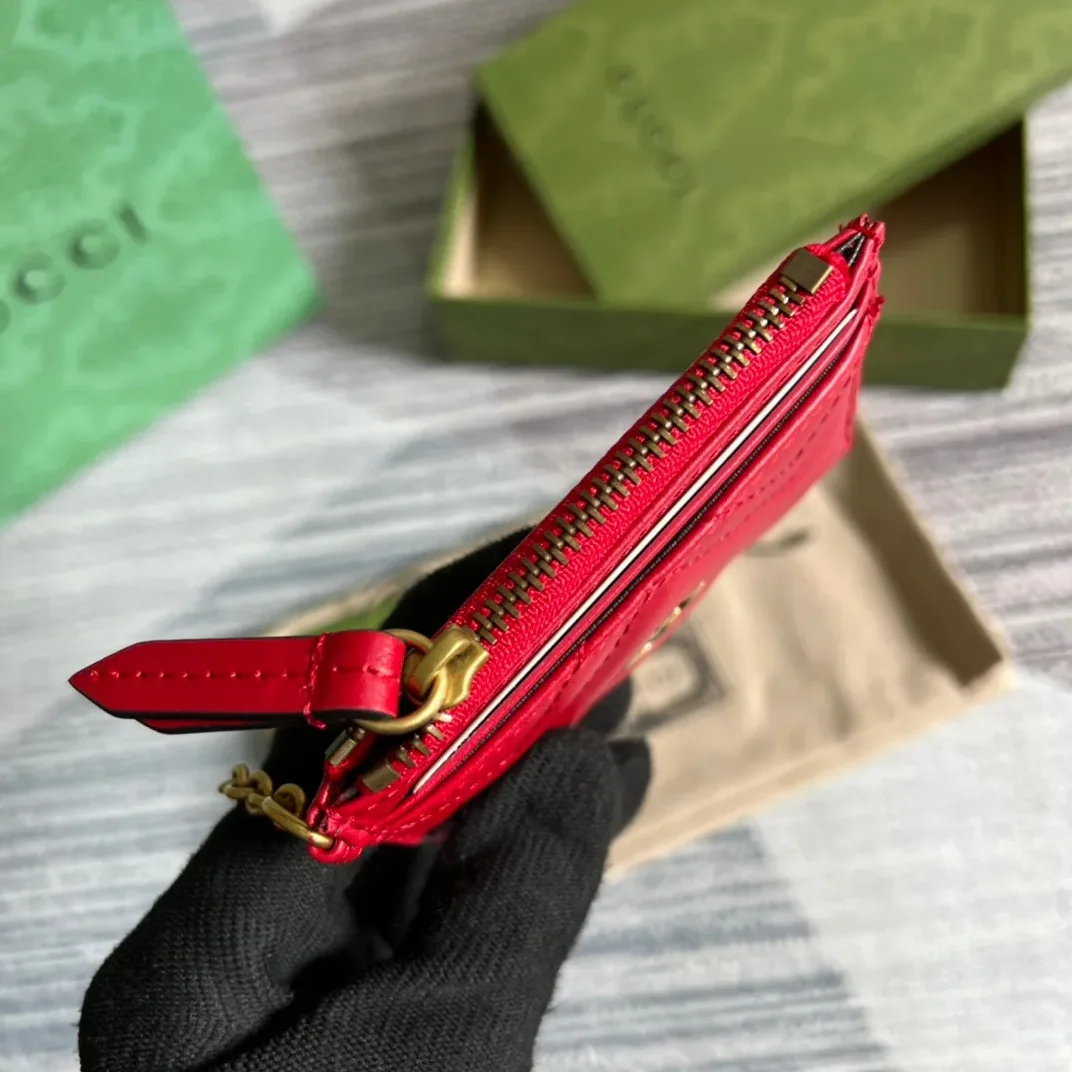 Gucci GG Marmont Keychain Wallet Red / Gucci GG Marmont Keychain Wallet Red /