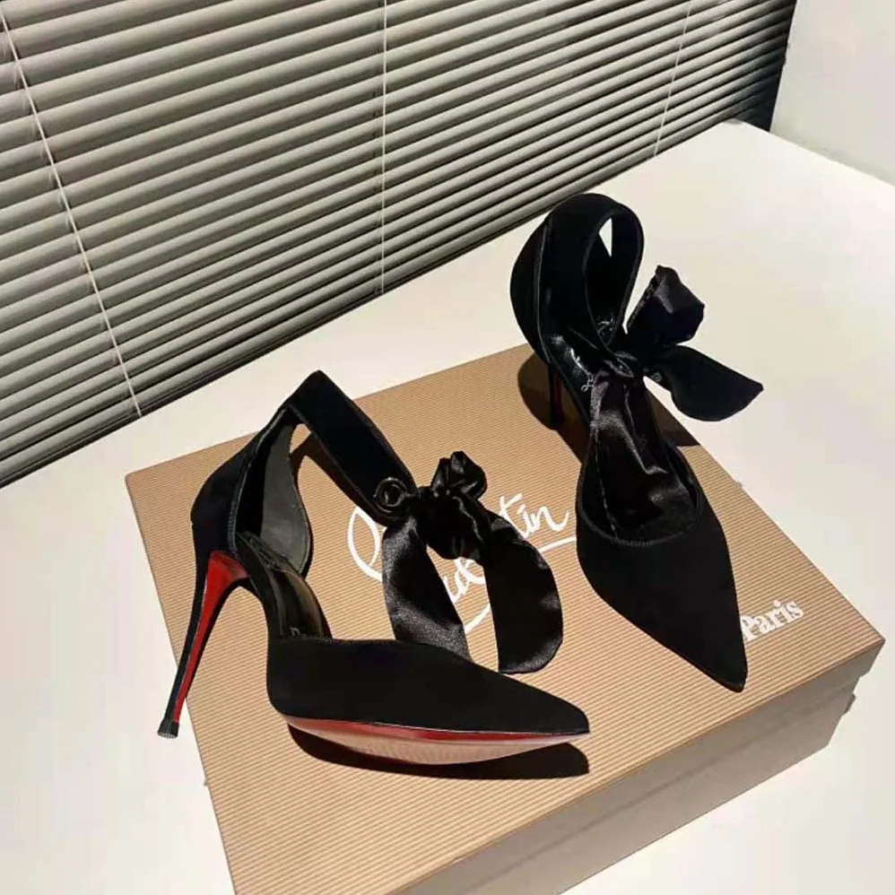 Christian Louboutin Torrida Pump 100 mm for Women in Black Christian Louboutin Torrida Pump 100 mm for Women in Black
