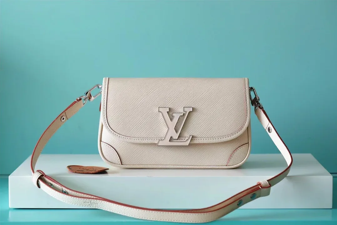 Louis Vuitton Buci Epi Quartz White Louis Vuitton Buci Epi Quartz White