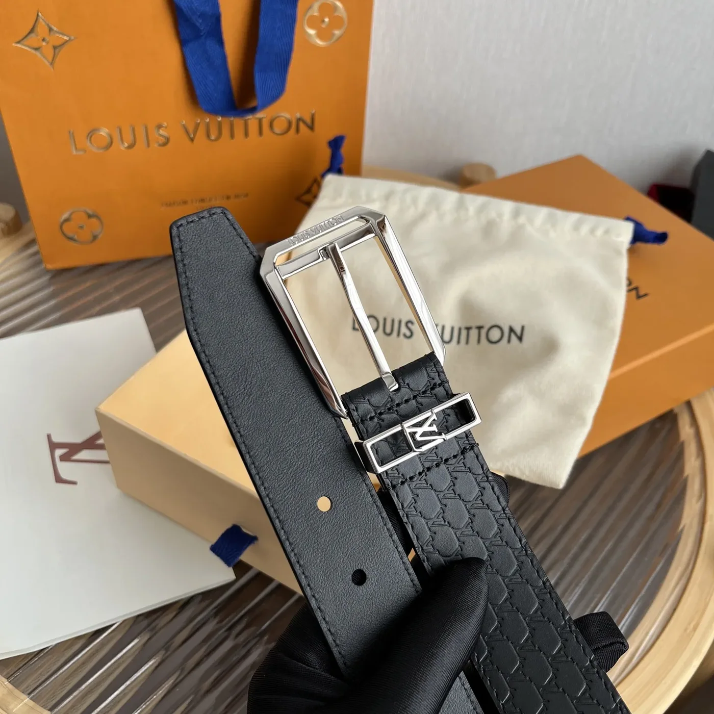 Louis Vuitton Blason Embossed Belt Black With Silver Buckle Louis Vuitton Blason Embossed Belt Black With Silver Buckle