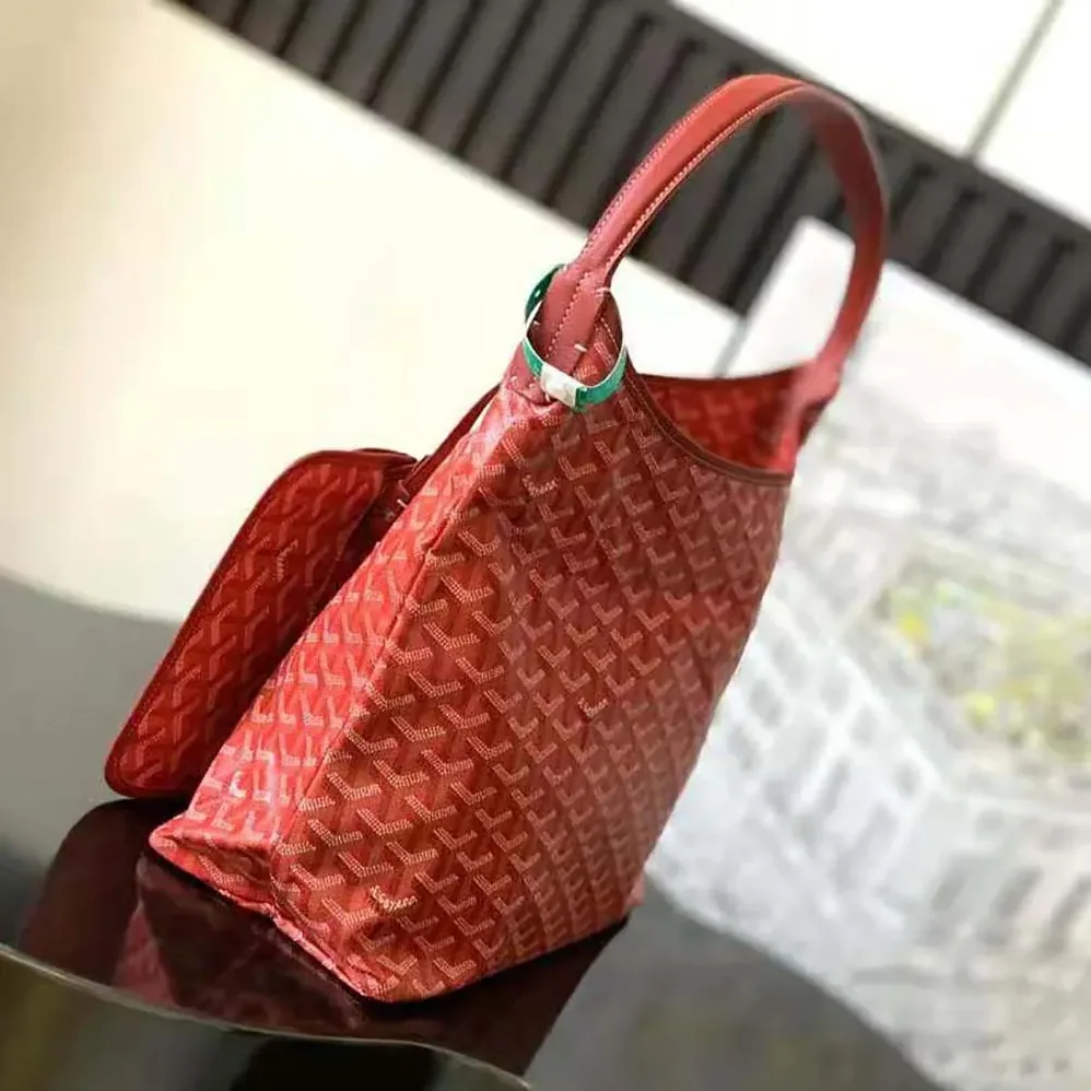 Goyard Bohème Hobo Bag for Unisex in Red