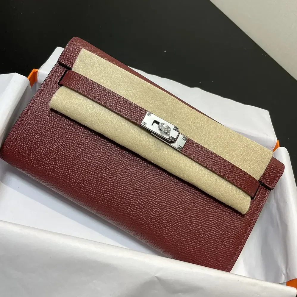 Hermes Kelly To Go in Epsom Leather for Women in Maroon