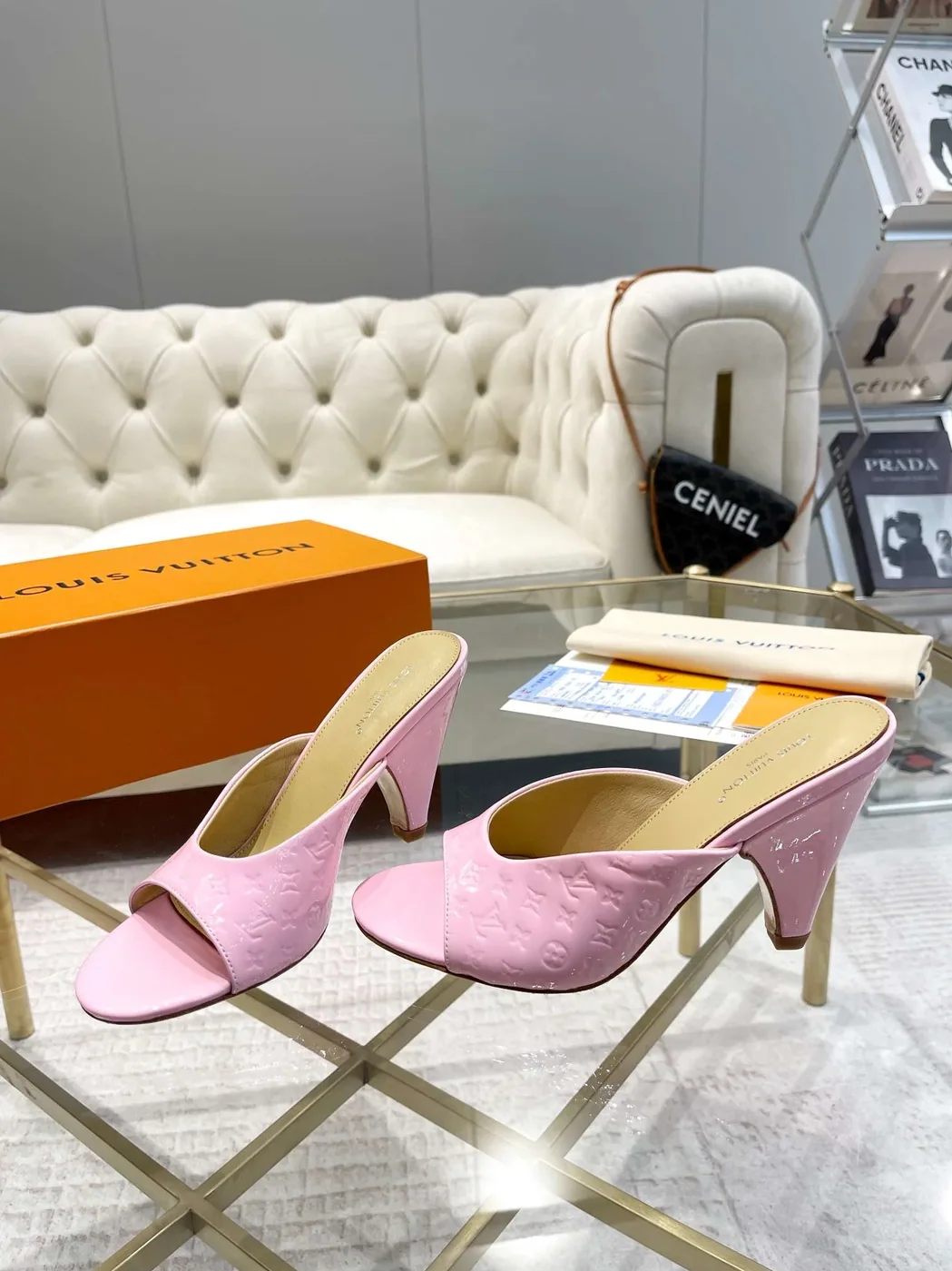 Louis Vuitton Super Mule White 1ACJ51 Louis Vuitton Super Mule White 1ACJ51