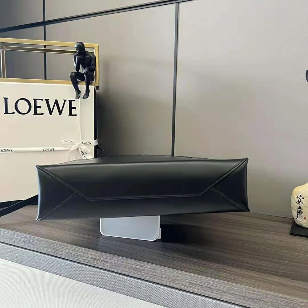 Loewe LOEWE Standard A4 Tote in Sleek Calfskin for Women in Black Loewe LOEWE Standard A4 Tote in Sleek Calfskin for Women in Black