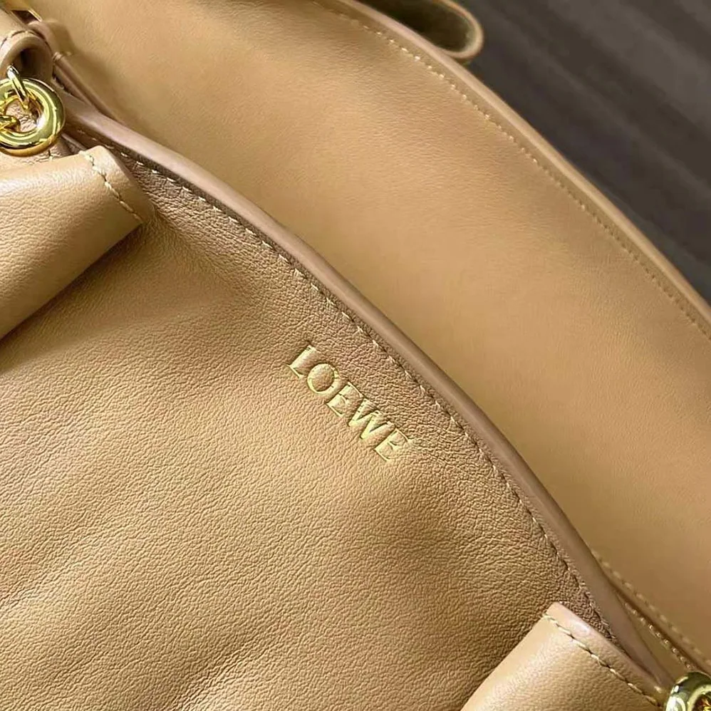 Loewe Small Paseo Bag in Shiny Nappa Calfskin with Chain for Women in Sandy Loewe Small Paseo Bag in Shiny Nappa Calfskin with Chain for Women in Sandy