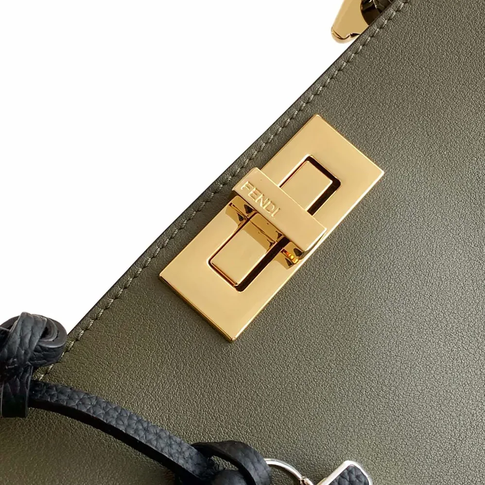 Fendi Peekaboo Soft Large Green Leather Bag for Women