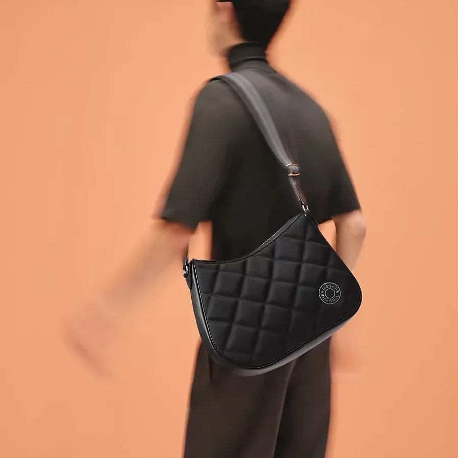 Hermes Horseback Bag Noir / Hermes Horseback Bag Noir /
