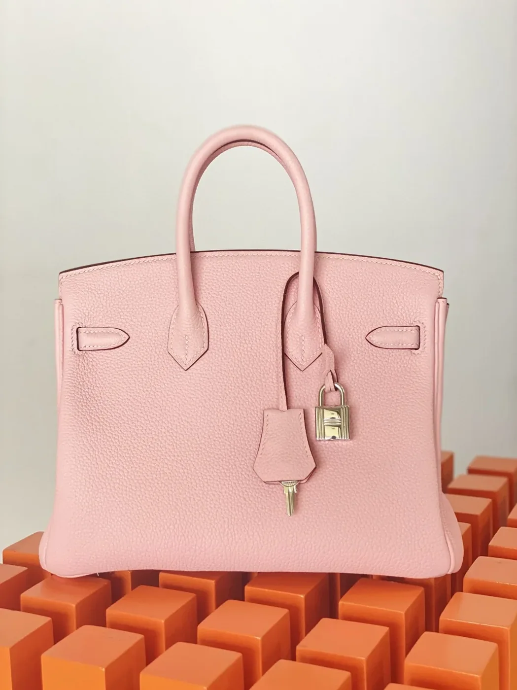 Hermes Birkin Top Handle Bag / Nata Togo Leather Pink Silver Hardware