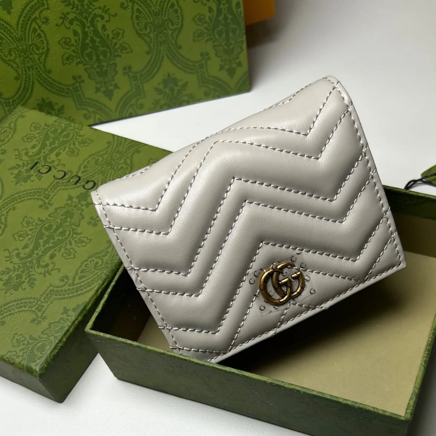 Gucci GG Marmont Card Case Wallet Light Grey For in Women